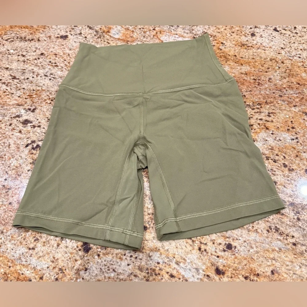 Lululemon Align High-Rise Shorts 6” Bronze Green Sz 2 Retired Color Nulu Fabric